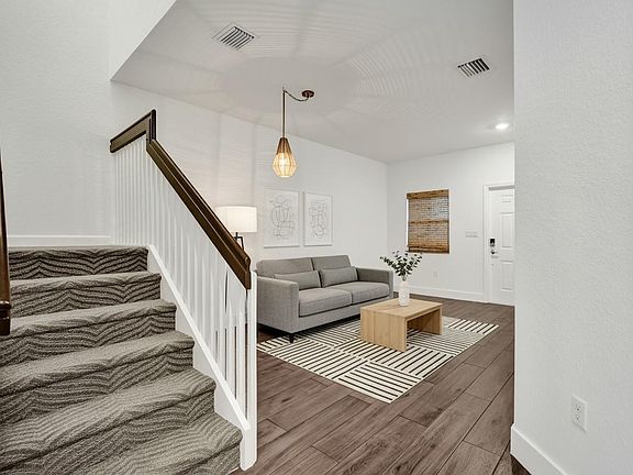 5th image of 4676 Caspian Way