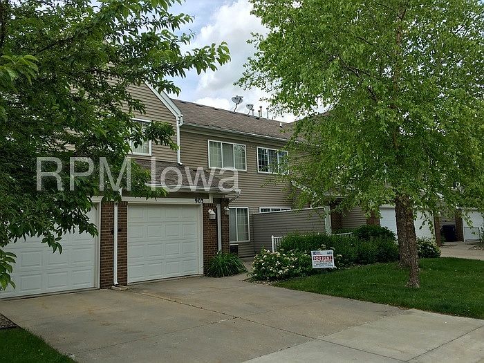 1st image of 6855 Woodland Ave Unit 903