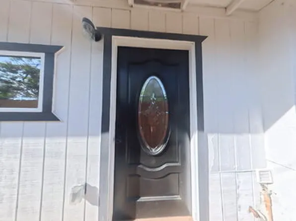 2389 Empress St #B, Sacramento, CA 95815