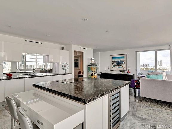 5th image of 20 Island Ave APT 1409