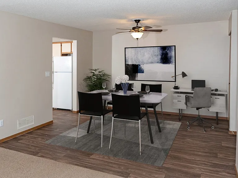 Cinnamon Ridge Apartments — Photo 9