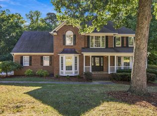 5608 Crossfield Dr, Raleigh, NC 27613