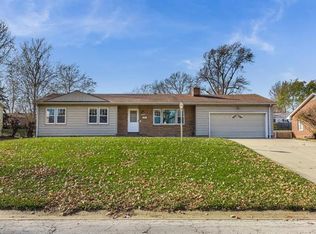 6414 N Forest Ave, Gladstone, MO 64118