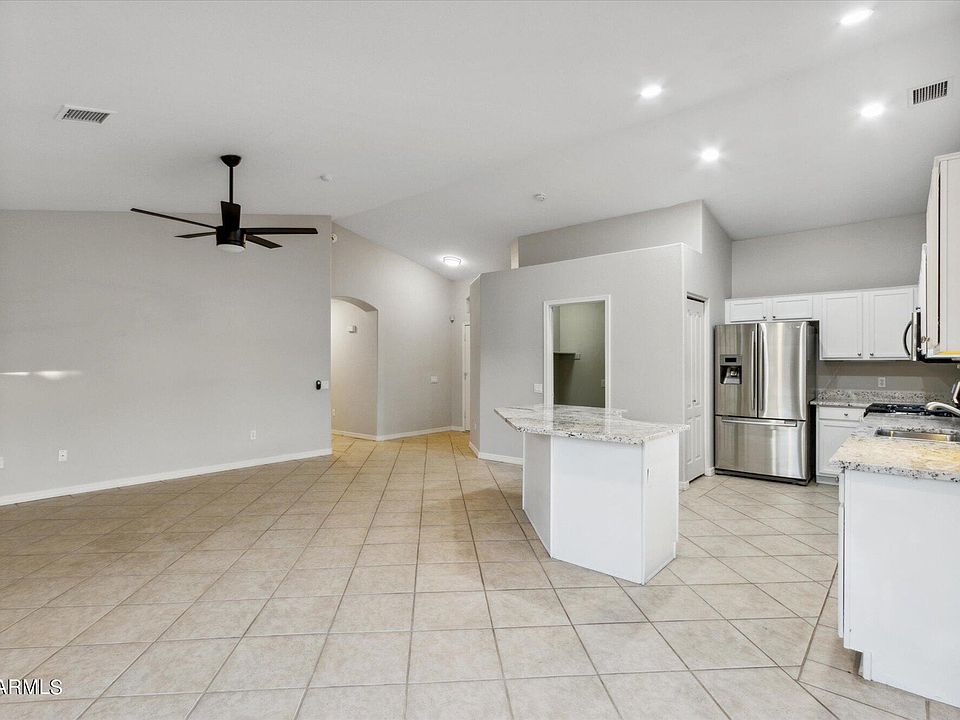 1st image of 1668 E JASMINE Street