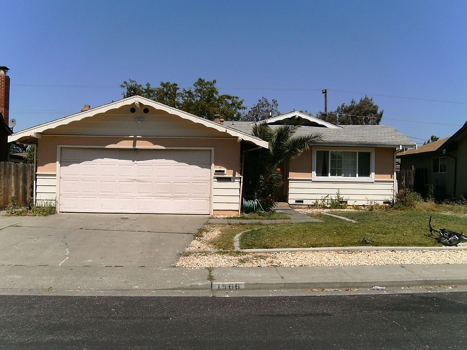 1st image of 1966 Buckingham Dr