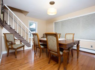 47 Capitol Ave, Williston Park, NY 11596
