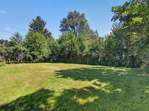 5th image of 7070 Claude Ave