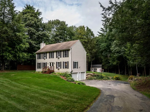 4 Lemon Tree Road, Raymond, NH 03077