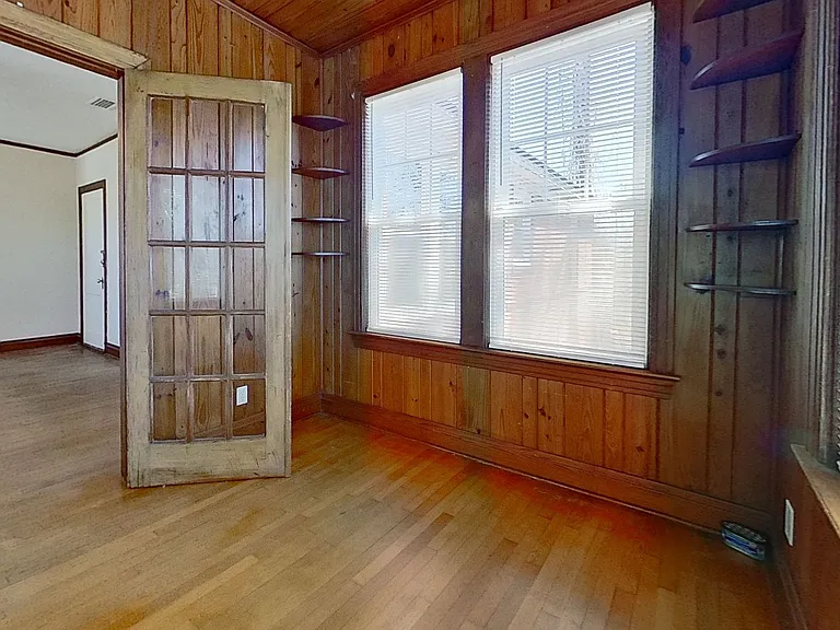 Landon Avenue 1244 — Photo 10