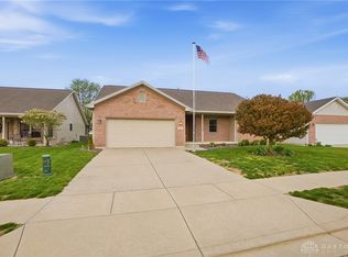 522 Northpoint Ct, Troy, OH 45373