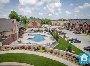 111 Liberty Pkwy APT A4, Saint Robert, MO 65584