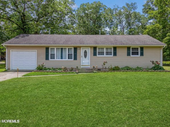 512 Lakehurst Rd