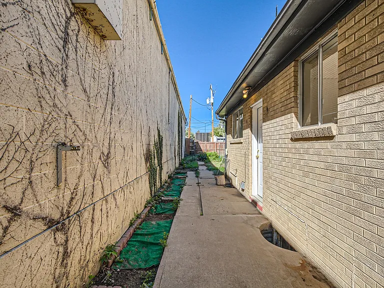 3819 N Stuart St — Photo 24