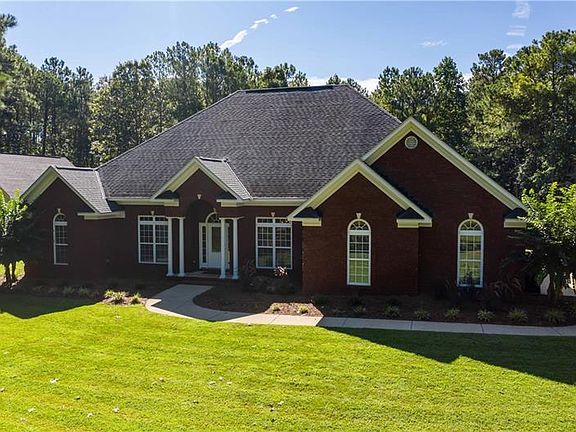 2nd image of 214 Lee Road 250