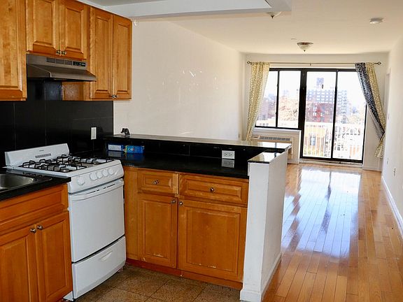2nd image of 8726 175th St APT 7D