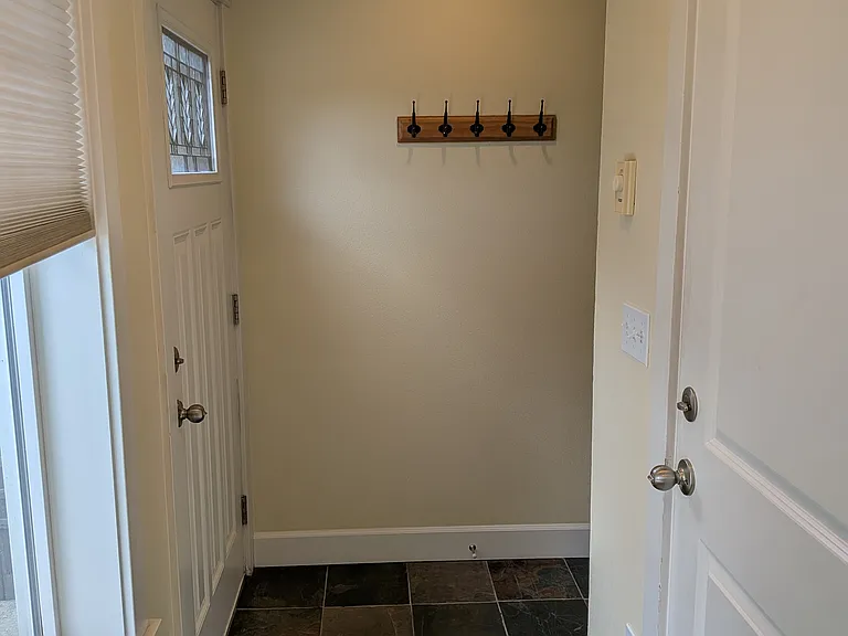 116 NW 39th St #A — Photo 3