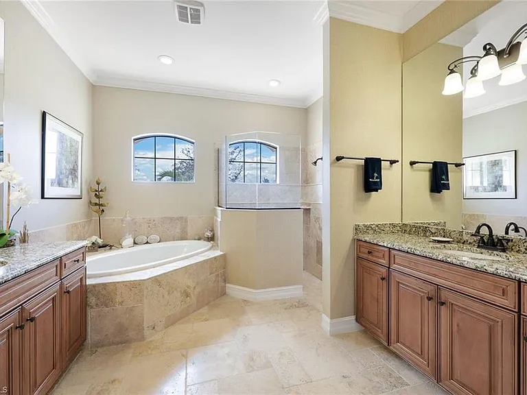 9856 Corso Bello Dr — Photo 16