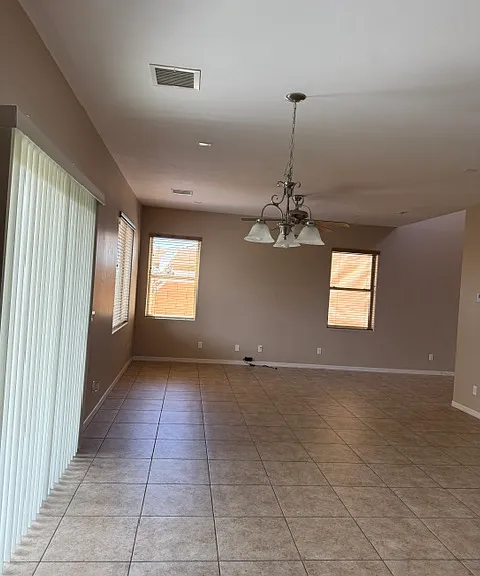 1810 E Chestnut Blvd — Photo 6