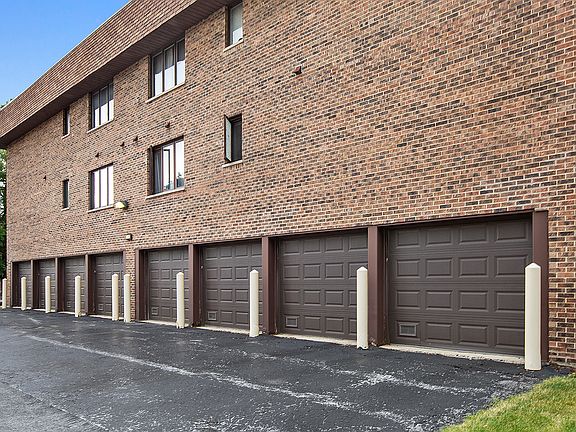 2nd image of 9535 S Mayfield Ave #204