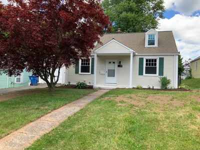 83 Morningside Drive West, Bristol, CT, 06010