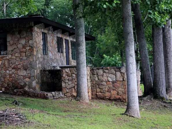 415 Walton Rd, Barnesville, GA 30204
