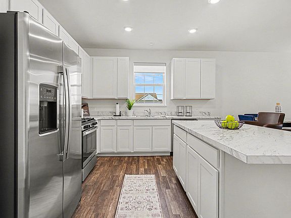 2nd image of 11649 Thomas St