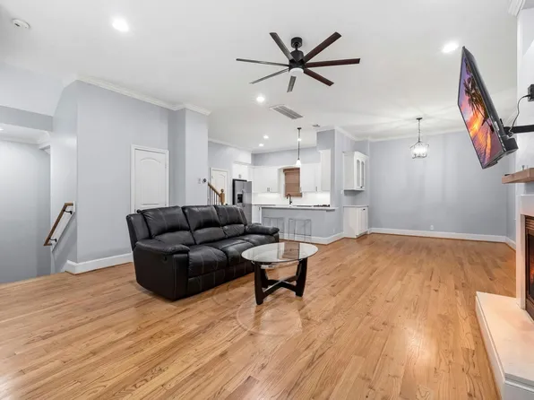 1714 Ovid St APT C, Houston, TX 77007