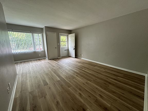 2nd image of 4006 8th St