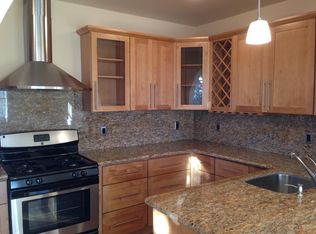 154 Moraga Ave APT 1, Piedmont, CA 94611