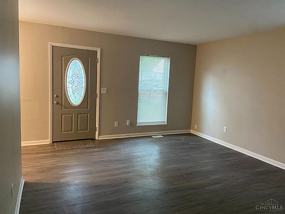 2nd image of 1324 Behles Ave
