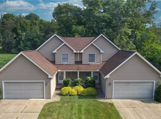 517 & 519 Pheasant Run, Tallmadge, OH 44278