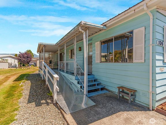3rd image of 2725 E Fir Street #106