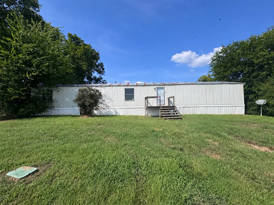 58 Lakewater Dr