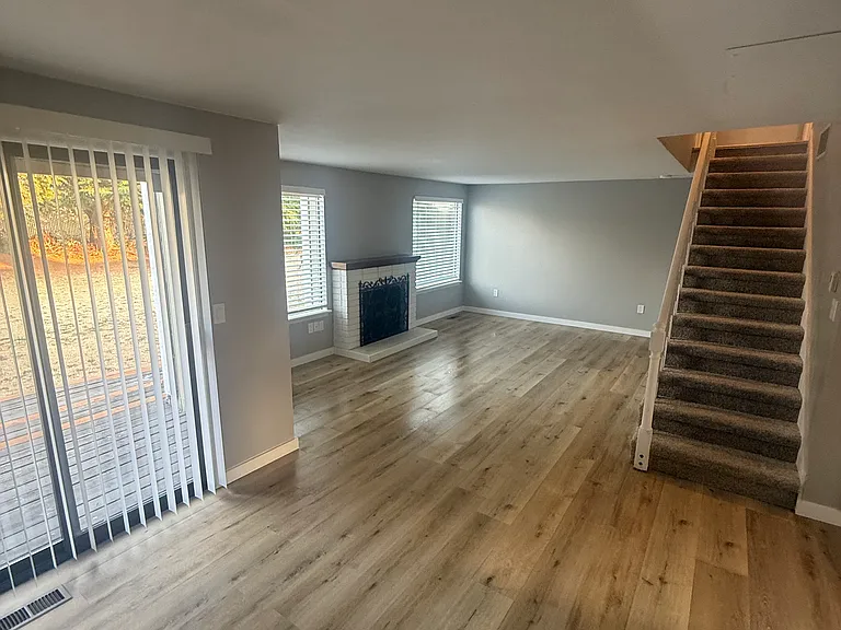 522 Field Rd E #4 — Photo 8