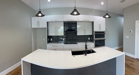 4th image of 4406 Munger Ave #1