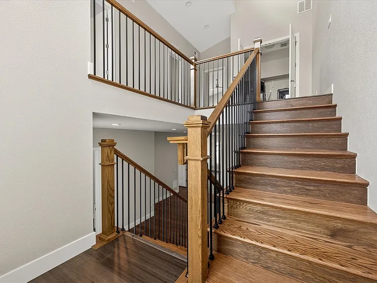 1407 Rogers Ct — Photo 40