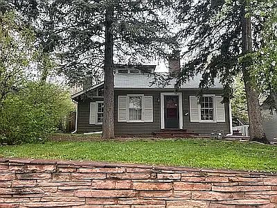 883 Grant Place
Pictures are available