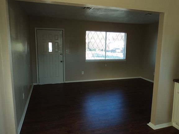 4th image of 418 NW 53rd St