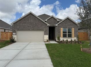 13718 Ballast Green Dr, La Marque, TX 77568