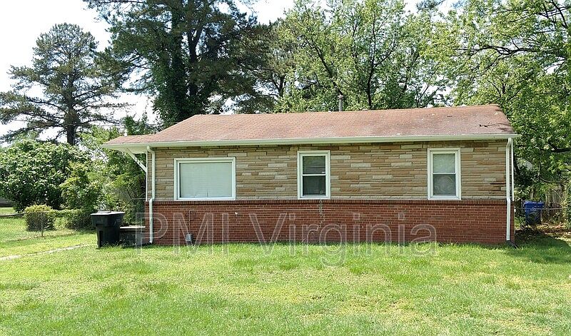 1st image of 124 Carol Ln