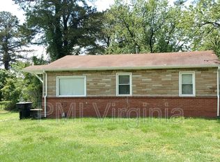 124 Carol Ln, Portsmouth, VA 23701