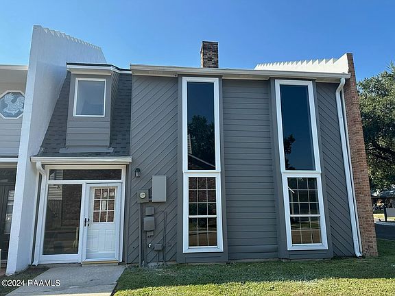 2nd image of 305 Halcott Dr APT 108