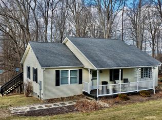 366 Brier Hill Ln, Ronceverte, WV 24970