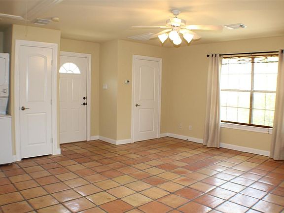 4th image of 1218 Tulane St #A