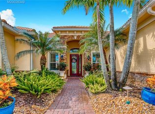 6951 SE Pierre Cir, Stuart, FL 34997