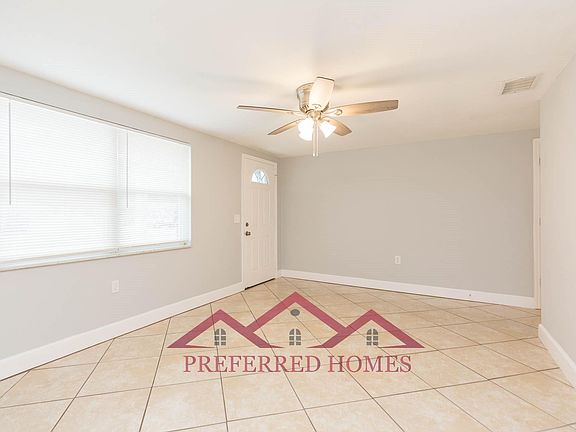 3rd image of 7113 Gulf Breeze Cir
