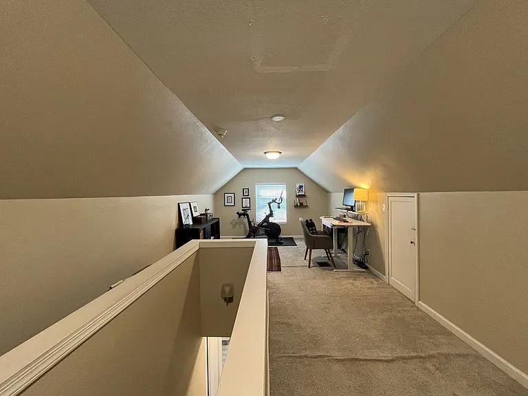 6640 NE Roselawn St — Photo 33