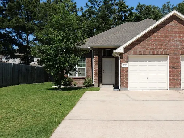 236 Canterbury Dr, Conroe, TX 77303