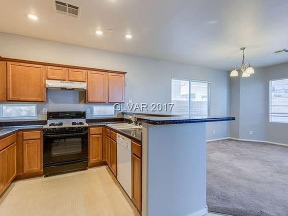5th image of 8904 Brentwood Grove Ct