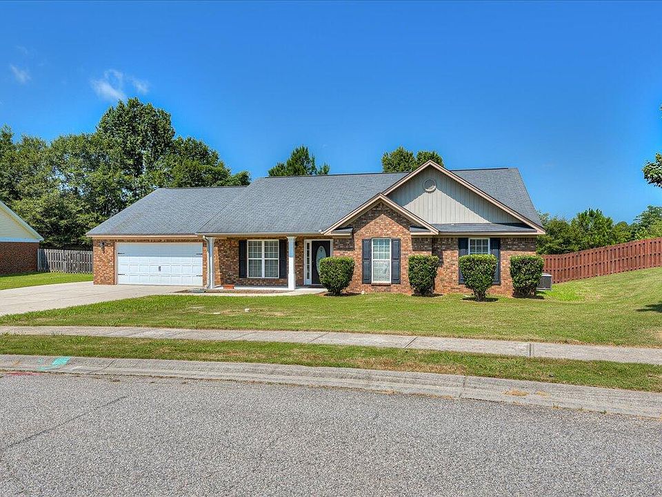 1st image of 2048 Lake Forest Drive